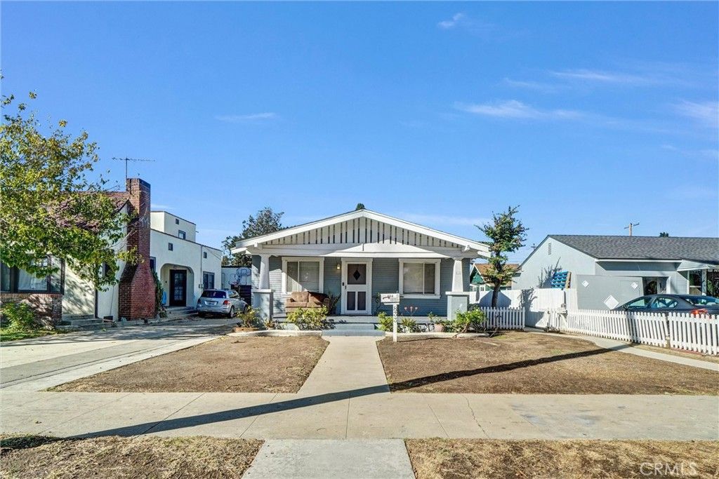 Photo of 833 S Lemon Street, Anaheim, CA 92805 (MLS # WS25243061)