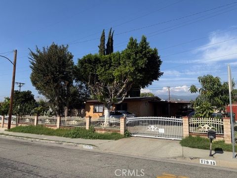 Photo of 17915 E Newburgh Street, Azusa, CA 91702 (MLS # CV26029694)