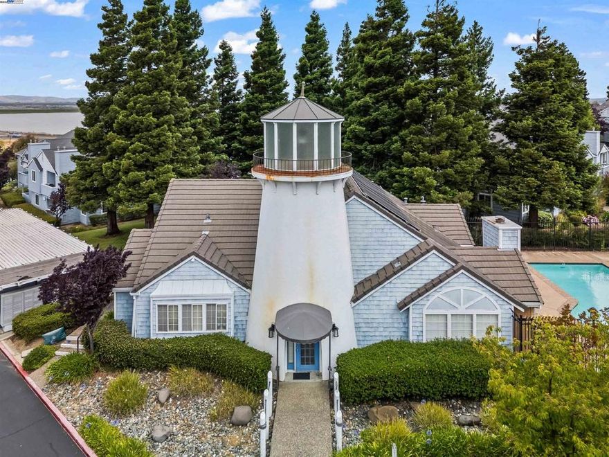 Discover the charm of 405 Lighthouse Dr, Vallejo, a convenient lower unit retreat boasting a one-bedroom, one-bathroom unit. Relax on your private porch and enjoy amenities like a sparkling swimming pool, gym, garage, and storage. Ideally located near Highways 37 and 80 for perfect weekend getaways to nearby Napa Valley wine country, Mare Island, or a day at Six Flags Discovery Kingdom. Walking distance to the marina for effortless city ferry commutes. This is Bay living at its finest.