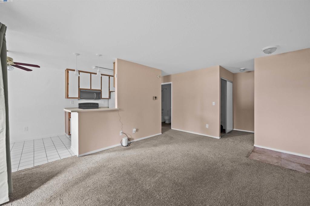 BRIDGEPORT - Residential