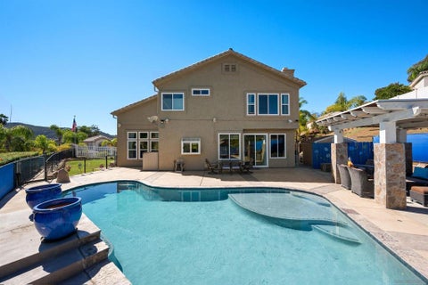 Tiny photo for 13654 Summer Glen Vista VIS, El Cajon, CA 92021 (MLS # 260025159SD)