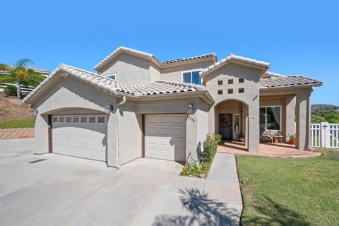 Tiny photo for 13654 Summer Glen Vista VIS, El Cajon, CA 92021 (MLS # 260025159SD)