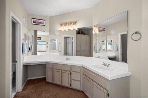 Tiny photo for 13654 Summer Glen Vista VIS, El Cajon, CA 92021 (MLS # 260025159SD)