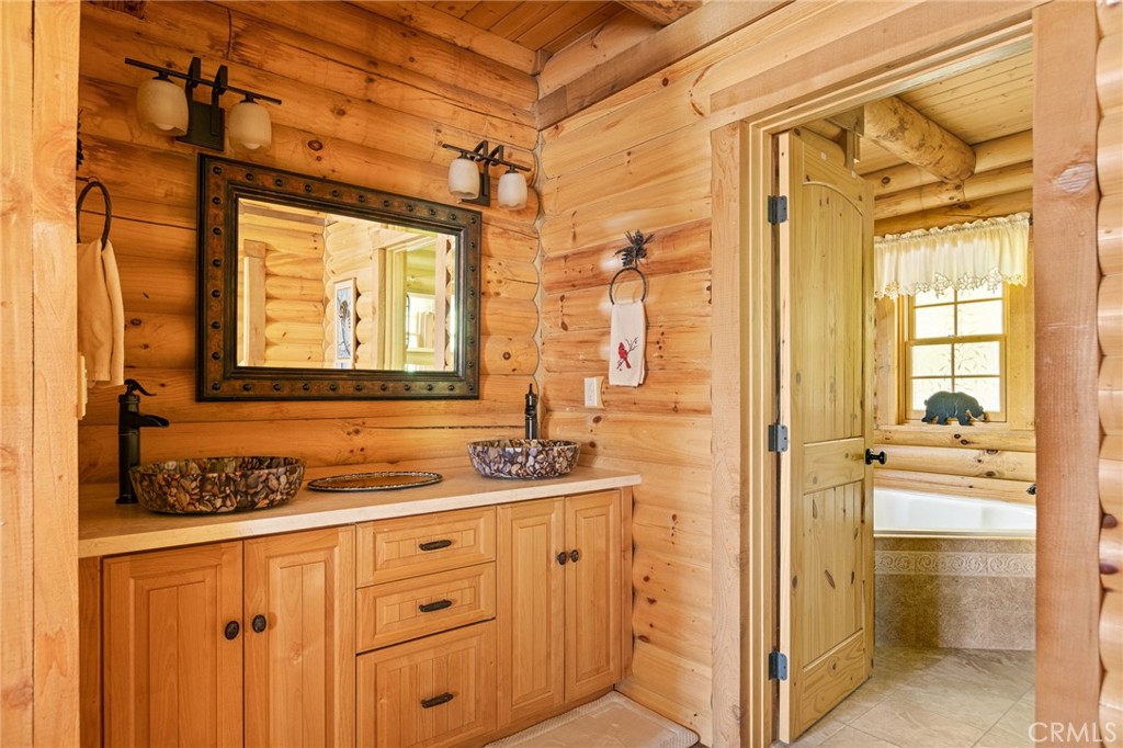 Arrowhead Woods (AWHW) - Residential