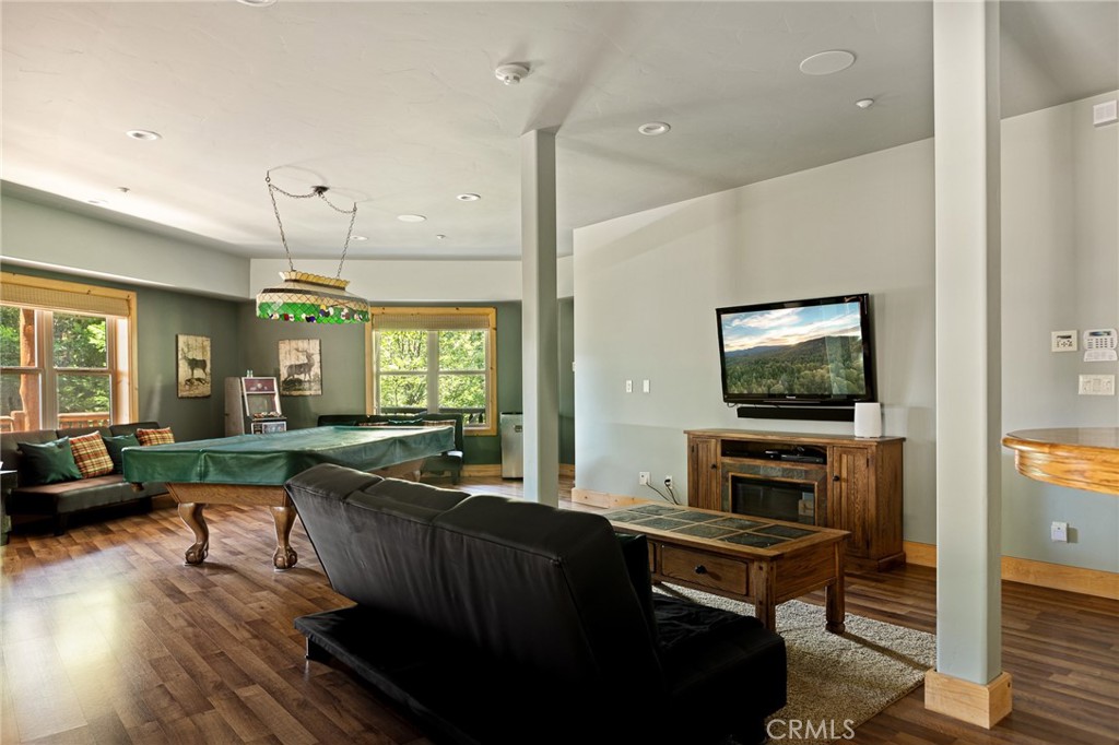 Arrowhead Woods (AWHW) - Residential