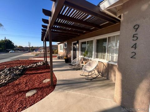 9542 Nicole Way Santee CA 92071