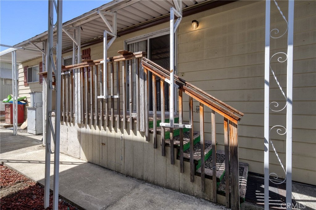 1025 Martin Space 25