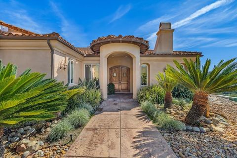 Photo of 2247 Margarita Glen Gln, Fallbrook, CA 92028 (MLS # NDP2602176)
