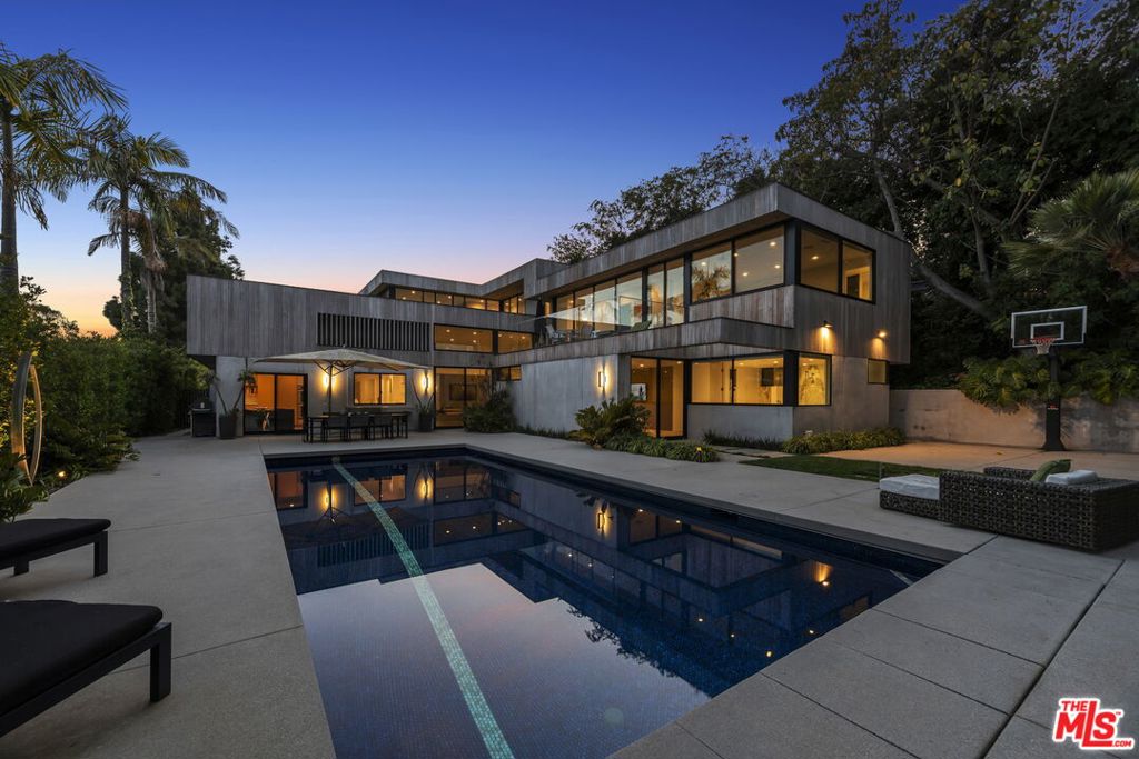3254 Hutton Drive