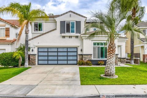 Photo of 39230 Devotion Ln Ave, Murrieta, CA 92563 (MLS # 260011239SD)