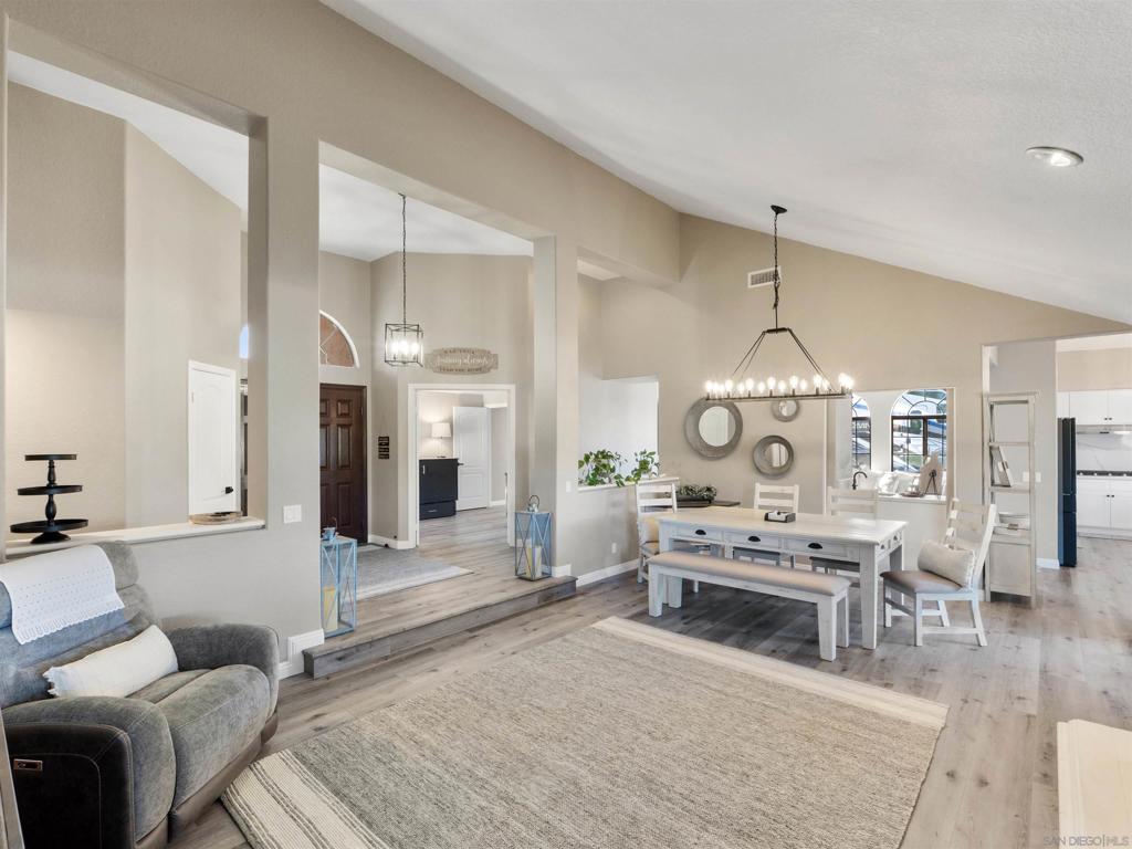 475 Summerhill Terrace