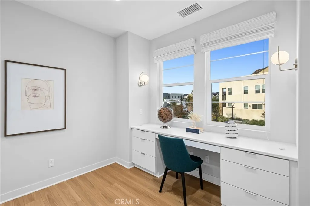 Irvine, California 92618, United States, 3 Bedrooms Bedrooms, ,3 BathroomsBathrooms,Residential,Active,247618