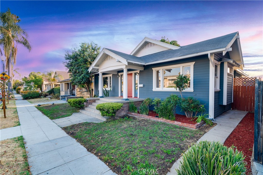 843 Cedar Avenue