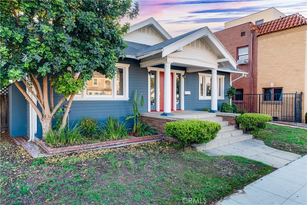 843 Cedar Avenue