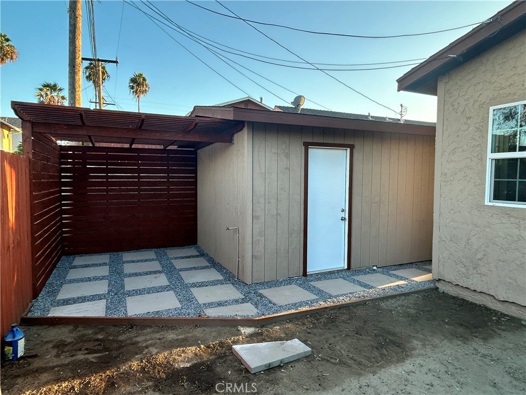 2412 Gale Avenue