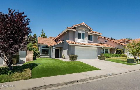 Photo of 493 Messina Place, Oak Park, CA 91377 (MLS # 226002211)