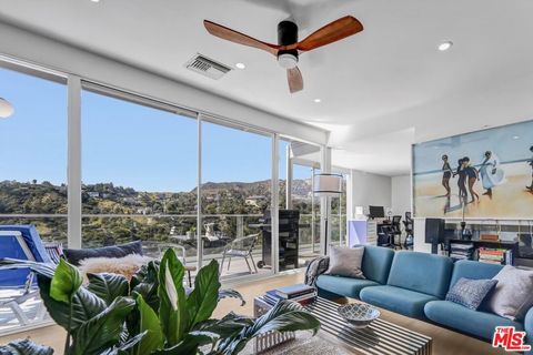 Photo of 2735 Hollyridge Drive, Los Angeles, CA 90068 (MLS # 26793893)