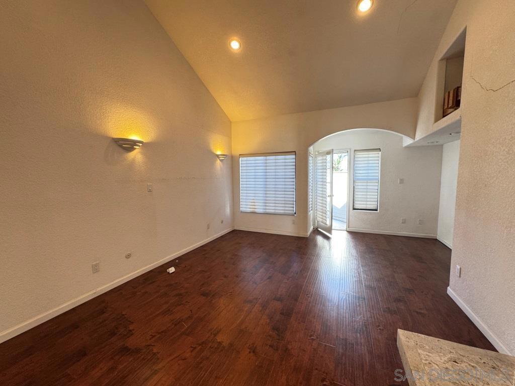 San Carlos - Residential