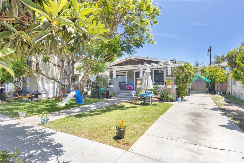 776 Stanley Avenue