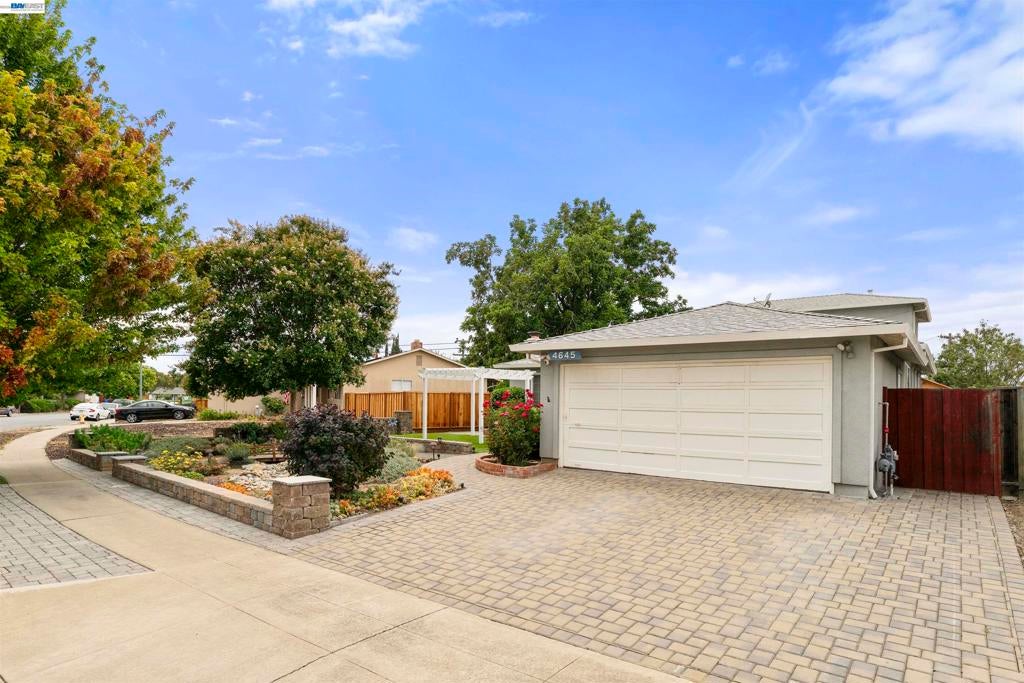 4645 Ridpath St ST, Fremont CA 94538