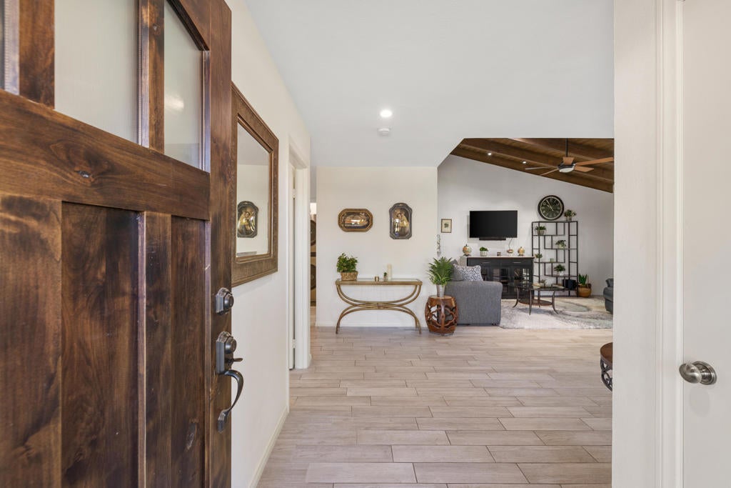 72620 Rolling Knoll Drive