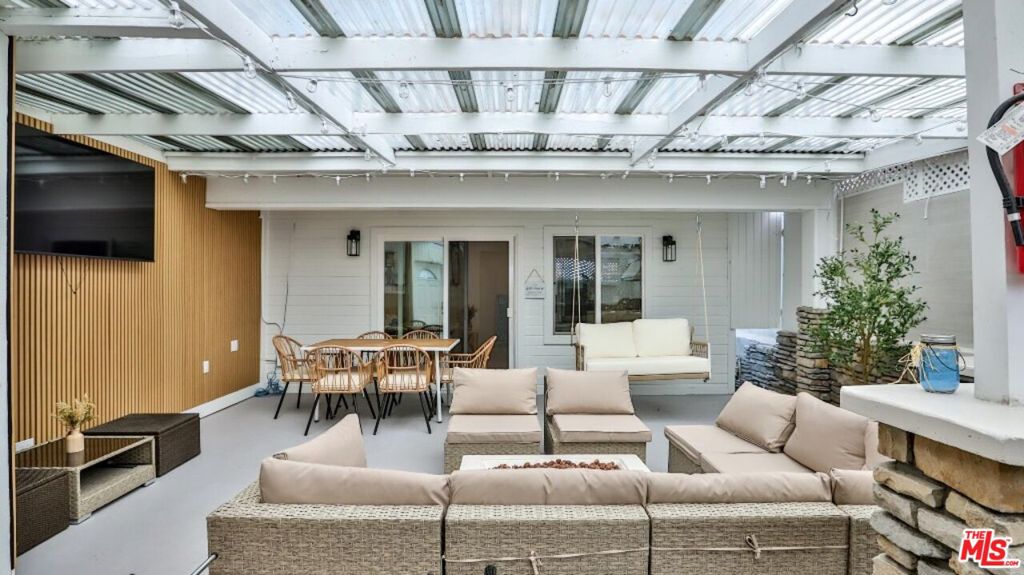 17165 Pacific Coast Highway B2