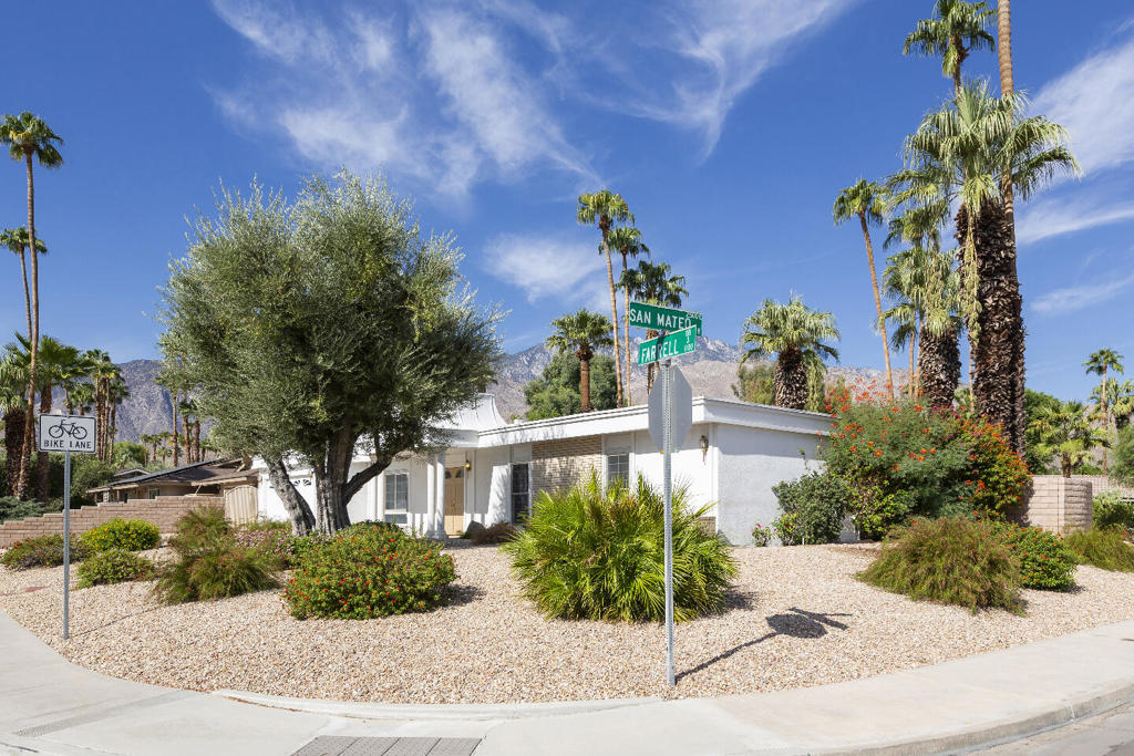 Los Compadres - Residential