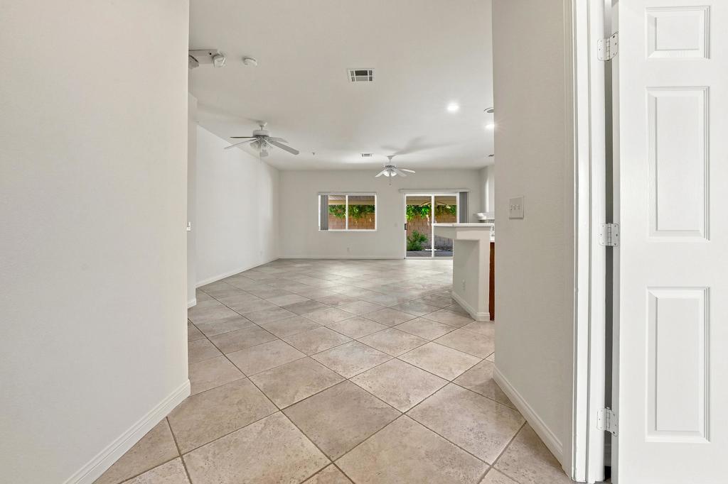 74076 Daisy Lane