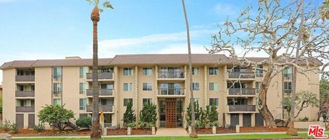 Photo of 809 S Bundy Drive #214, Los Angeles, CA 90049 (MLS # 25599291)