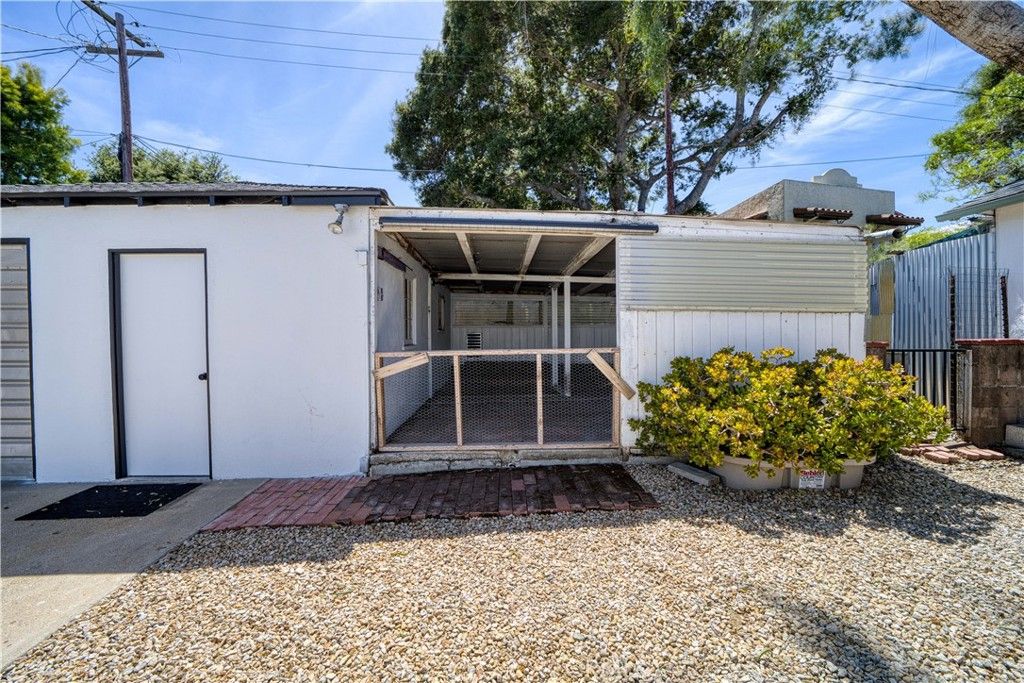 listing image 130720915335297902303