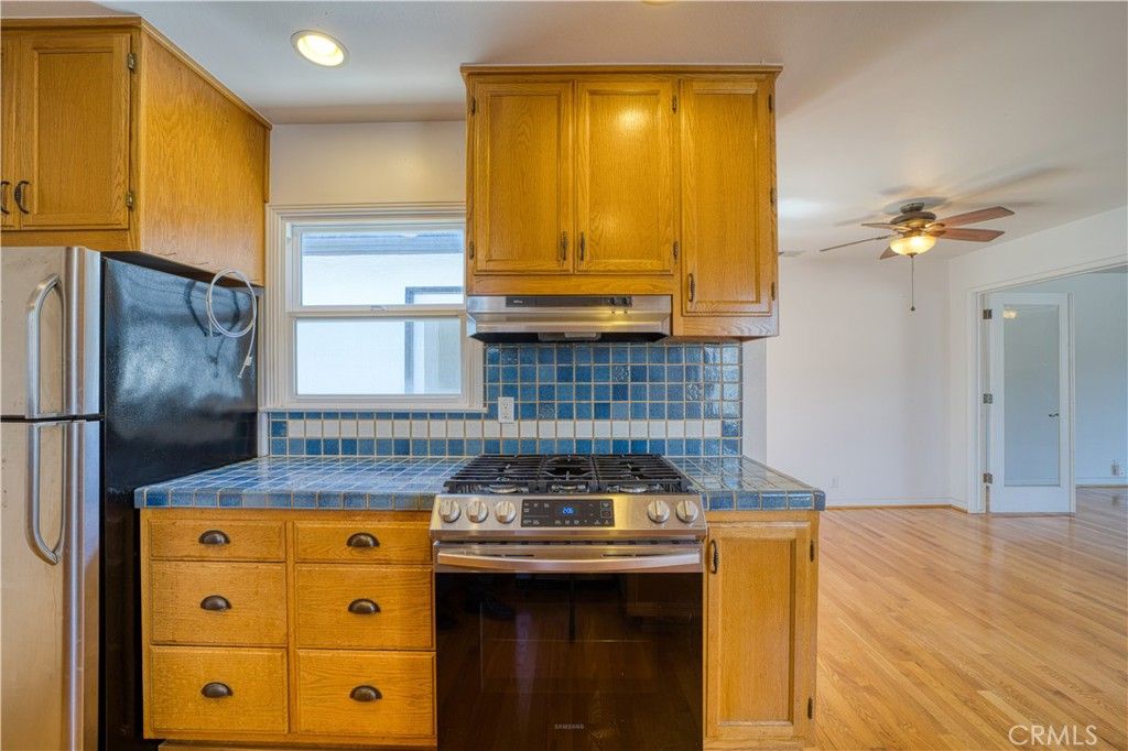 listing image 130722855332199944123