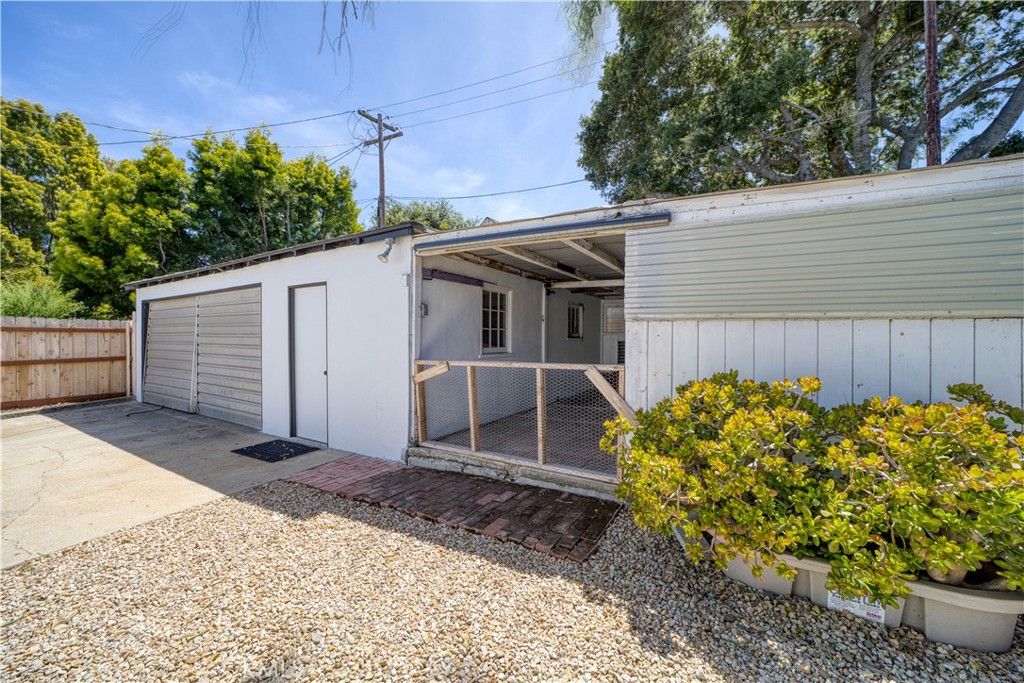listing image 130724947377051756804