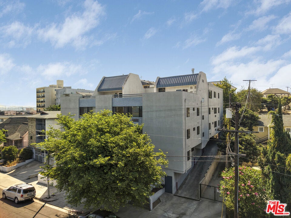 822 New Depot Street