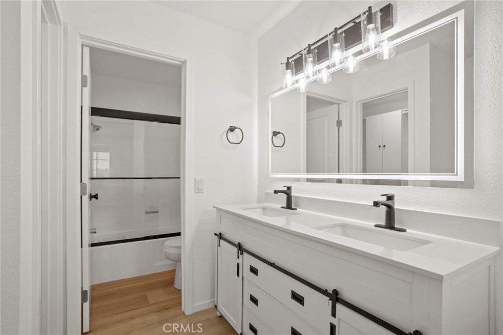 1788 Shady Oaks Court