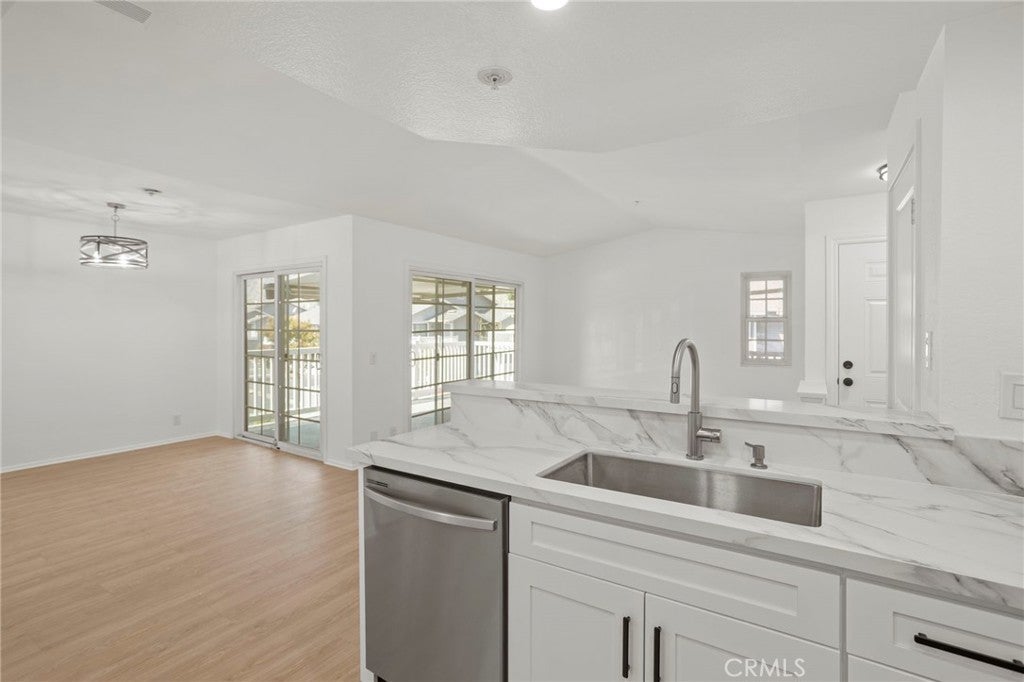 1788 Shady Oaks Court