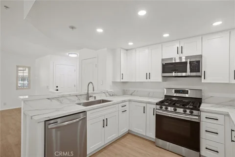 MLS: OC26209936