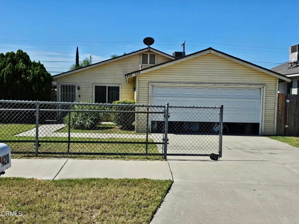 420 E B Street
