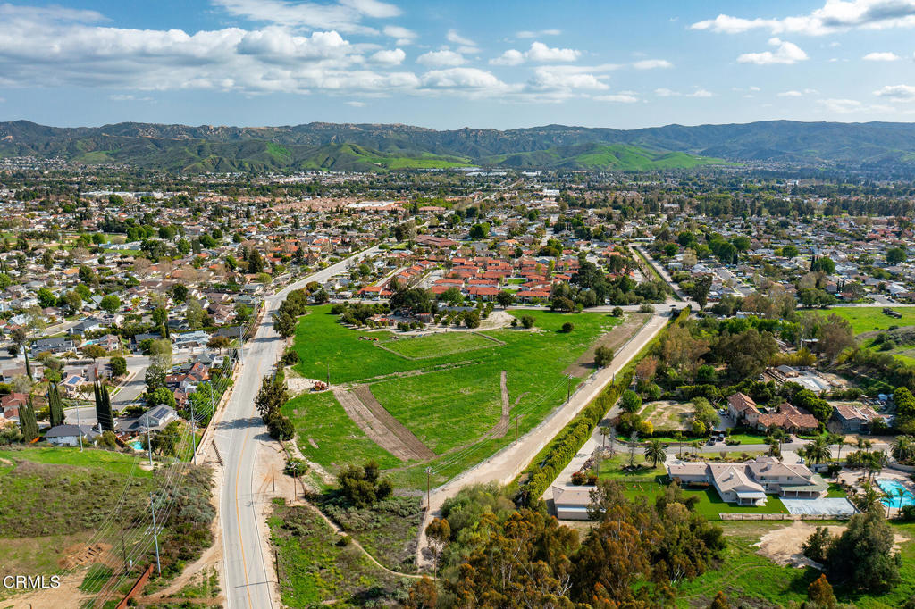 Tapo Collections-500 - Land