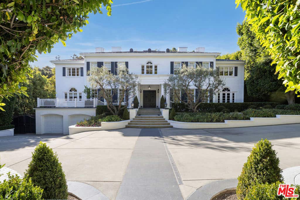 Photo of 9135 Hazen Drive, Beverly Hills, CA 90210 (MLS # 26834699)