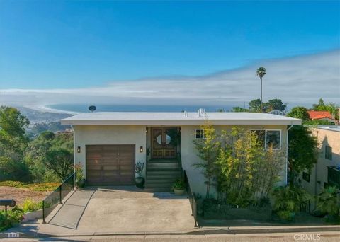 Photo of 841 Visalia Street Street, Pismo Beach, CA 93449 (MLS # PI25232218)