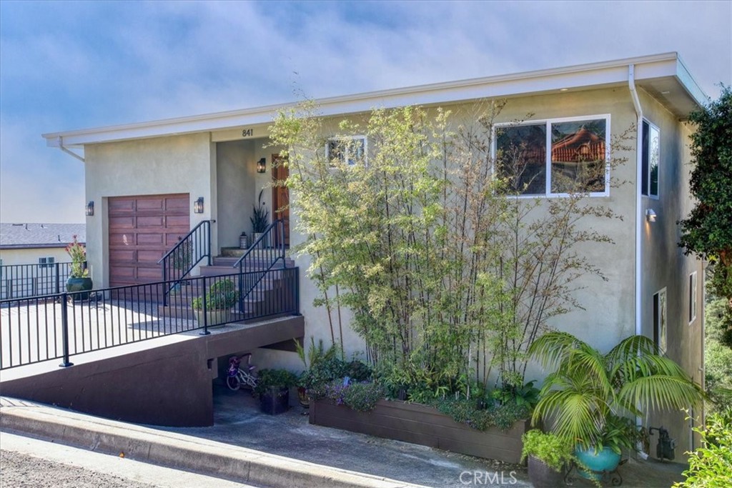 PROPERTIES 841 Visalia Street Street