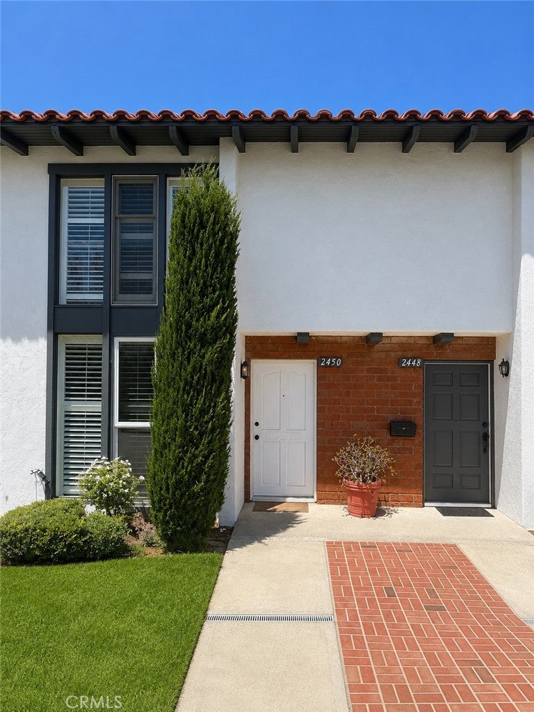 2450 Vista Hogar, Newport Beach CA 92660