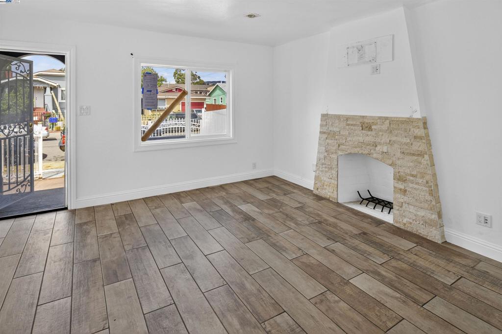 MILLMONT - Residential