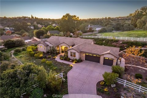 Photo of 701 White Court, Arroyo Grande, CA 93420 (MLS # SC26003748)