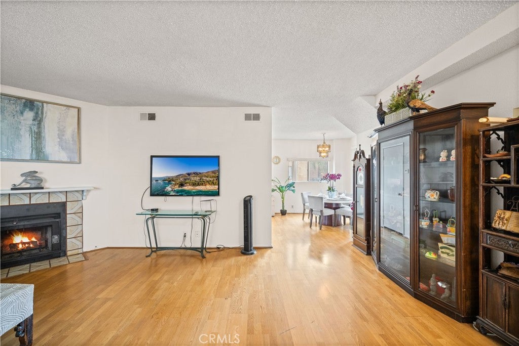 130 N Moore A