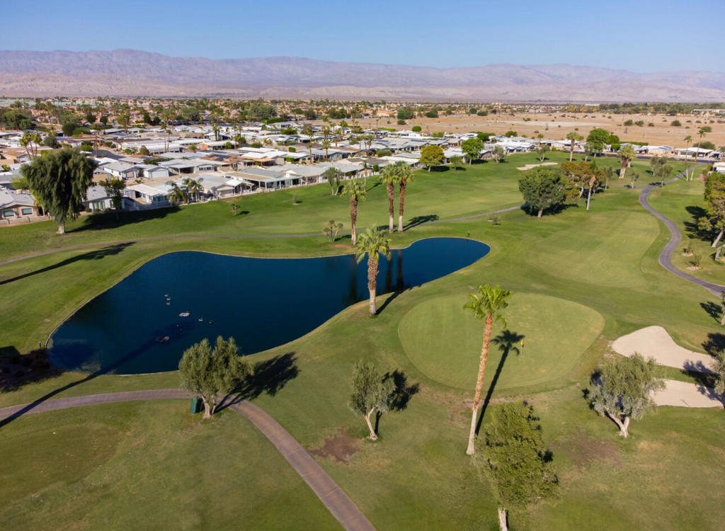 Palm Desert Greens - Manufactured In Park