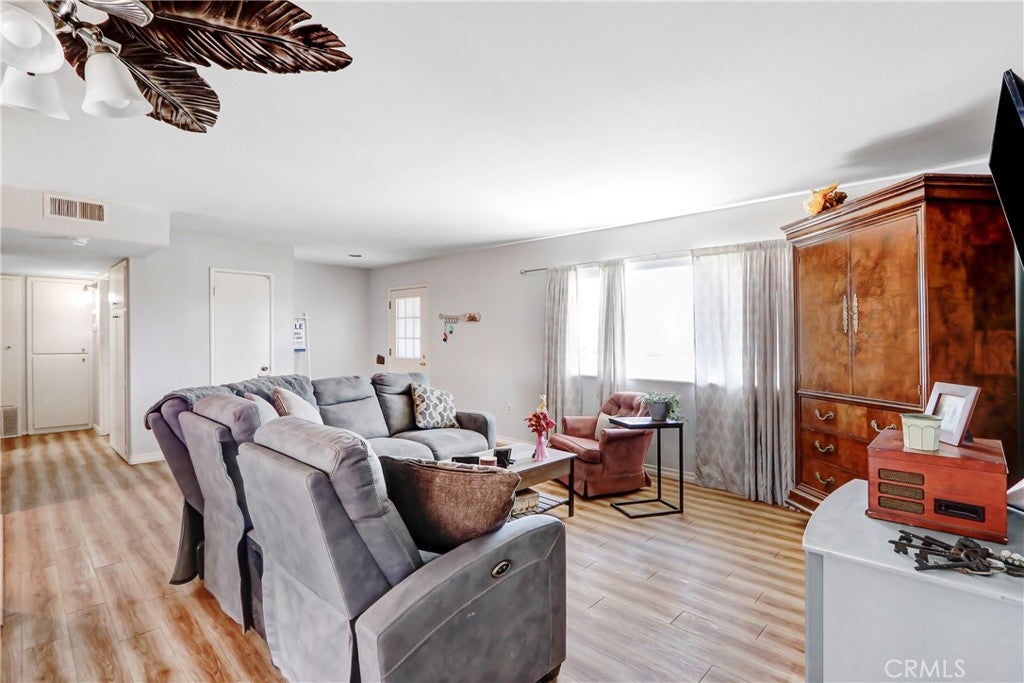 28990 Prestwick