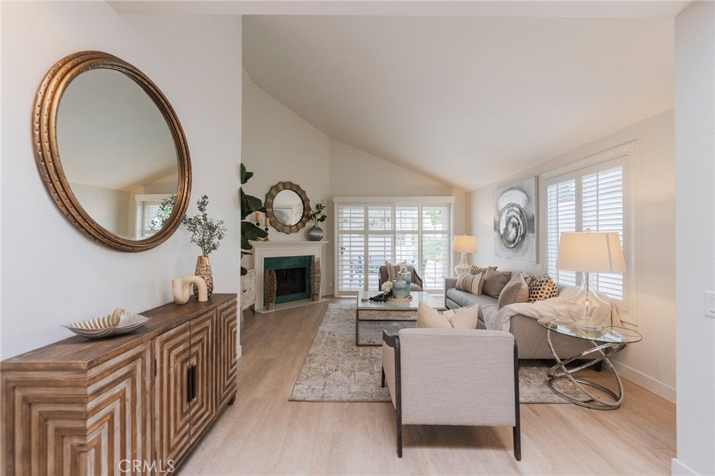 1505 Backbay