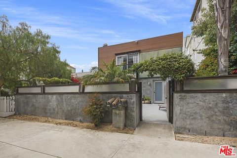 Photo of 23 Ironsides Street, Marina Del Rey, CA 90292 (MLS # 26831895)