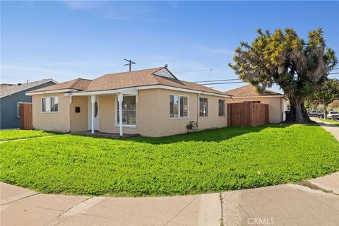 Photo of 18703 Crenshaw Boulevard, Torrance, CA 90504 (MLS # PV26024375)